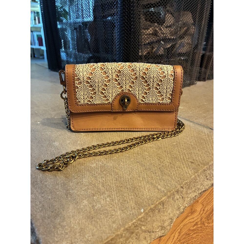 Fossil Ainsley Wallet Crossbody Chain Strap Bag Caramel cream‎ crochet design